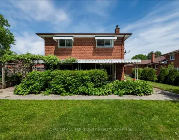30 Chaplin Cres <a href='https://luckyalan.com/community_CN.php?community=Toronto:Yonge-Eglinton'>Yonge-Eglinton, Toronto</a> 4 beds 3 baths 1 garage $2.2M