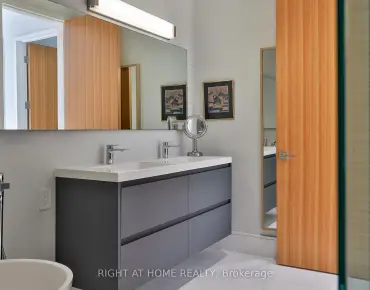 
106 Flora Dr Dorset Park, Toronto 5 beds 2 baths 1 garage $829K