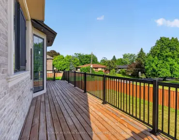 
8 Nora Rd Islington-City Centre West, Toronto 4 beds 5 baths 1 garage $2.875M