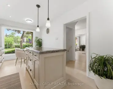 30 Blue Ridge Rd <a href='https://luckyalan.com/community.php?community=Toronto:Bayview Village'>Bayview Village, Toronto</a> 4 beds 3 baths 2 garage $1.5M