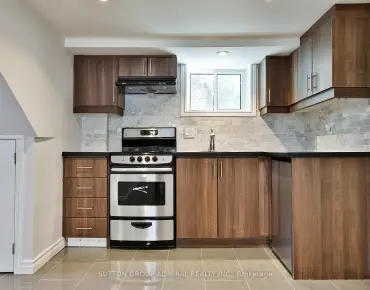 164B Edmonton Dr <a href='https://luckyalan.com/community_CN.php?community=Toronto:Pleasant View'>Pleasant View, Toronto</a> 4 beds 3 baths 1 garage $1.098M