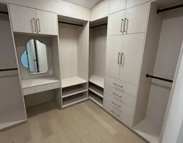 50 Apache Trl <a href='https://luckyalan.com/community_CN.php?community=Toronto:Pleasant View'>Pleasant View, Toronto</a> 3 beds 2 baths 1 garage $899K