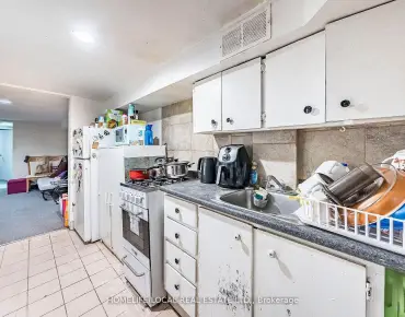 177 Bellwoods Ave Trinity-Bellwoods, Toronto 3 beds 1 baths garage $899.9K