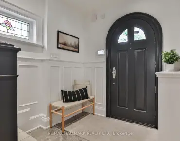 66 Lambton Ave Mount Dennis, Toronto 2 beds 1 baths 1 garage $675K
