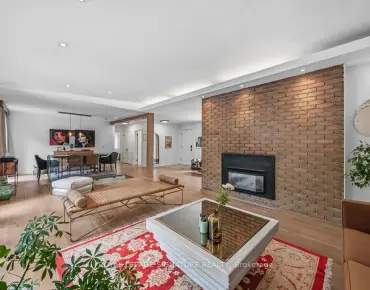 
7 Burtonwood Cres Mount Olive-Silverstone-Jamestown, Toronto 4 beds 2 baths 2 garage $850K