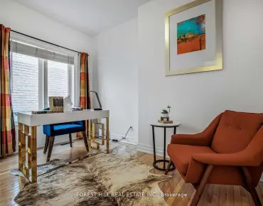 52 Angus Dr <a href='https://luckyalan.com/community_CN.php?community=North York:Don Valley Village'>Don Valley Village, North York</a> 3 beds 4 baths garage $1.439M