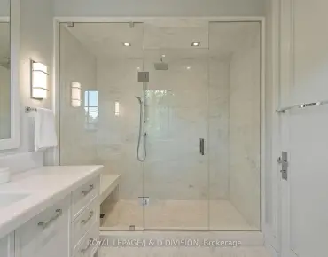
18 Legato Crt <a href='https://luckyalan.com/community.php?community=North York:Banbury-Don Mills'>Banbury-Don Mills, North York</a>  beds  baths  garage $1.139M