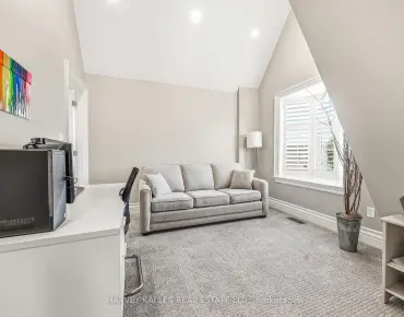 283 Harvie Ave Caledonia-Fairbank, Toronto 7 beds 3 baths garage $998K
