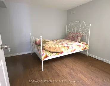
Caravan  <a href='https://luckyalan.com/community.php?community=North York:Banbury-Don Mills'>Banbury-Don Mills, North York</a> 4 beds 4 baths 2 garage $2.889M