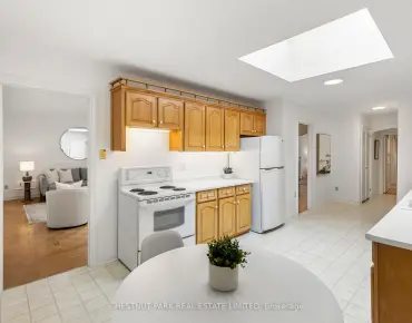 1421 Military Trl Highland Creek, Toronto 3 beds 3 baths 1 garage $1.95M