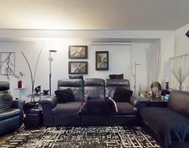 1 Thurloe Ave <a href='https://luckyalan.com/community_CN.php?community=Toronto:Mount Pleasant West'>Mount Pleasant West, Toronto</a> 3 beds 4 baths 1 garage $2.875M