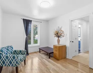 
15 Sunforest Crt <a href='https://luckyalan.com/community.php?community=Toronto:Newtonbrook West'>Newtonbrook West, Toronto</a> 6 beds 6 baths 2 garage $2.475M