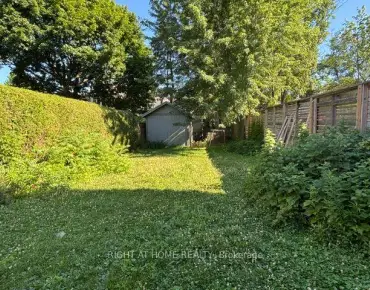 
1 Lissom Cres <a href='https://luckyalan.com/community.php?community=Toronto:Newtonbrook West'>Newtonbrook West, Toronto</a> 4 beds 5 baths 1 garage $2M