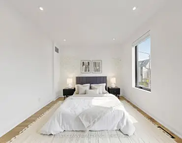 141 Hollyberry Trl <a href='https://luckyalan.com/community.php?community=Toronto:Hillcrest Village'>Hillcrest Village, Toronto</a> 4 beds 1 baths 1 garage $699K