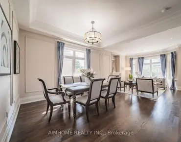 212 Hollywood Ave <a href='https://luckyalan.com/community.php?community=Toronto:Willowdale East'>Willowdale East, Toronto</a> 4 beds 5 baths 1 garage $2.29M
