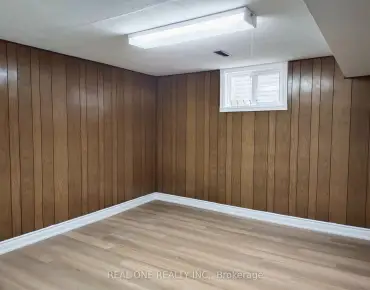 117 Sutherland Dr <a href='https://luckyalan.com/community_CN.php?community=Toronto:Leaside'>Leaside, Toronto</a> 3 beds 4 baths 1 garage $1.6M