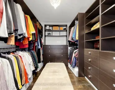 
20 Blaine Dr <a href='https://luckyalan.com/community.php?community=Toronto:Banbury-Don Mills'>Banbury-Don Mills, Toronto</a> 5 beds 7 baths 3 garage $5.39M