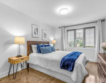 
8 Zezel Way Dorset Park, Toronto 3 beds 4 baths 1 garage $787K