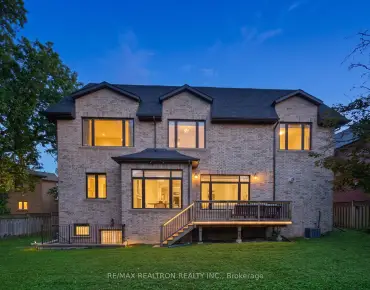 5 Lloydminster Cres Newtonbrook East - 5 beds 6 baths 3 parking space(s) listed at $2999000