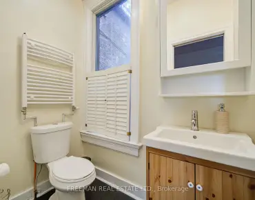 2 Lesgay Cres <a href='https://luckyalan.com/community_CN.php?community=Toronto:Don Valley Village'>Don Valley Village, Toronto</a> 3 beds 2 baths 1 garage $1.338M