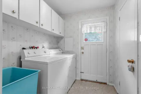 Toronto Newtonbrook East community 691 Conacher Dr For Sale