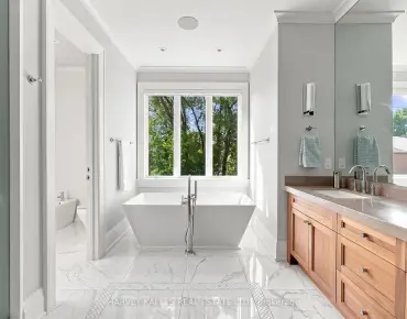 291 Brooke Ave <a href='https://luckyalan.com/community.php?community=Toronto:Bedford Park-Nortown'>Bedford Park-Nortown, Toronto</a> 4 beds 6 baths 2 garage $3.8M
