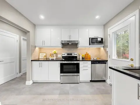 Toronto Banbury-Don Mills community 56 Ternhill Cres For Sale