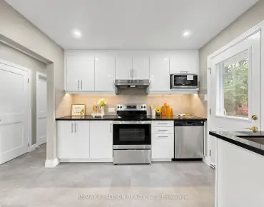 47 Glenmore Rd Woodbine Corridor, Toronto 3 beds 3 baths garage $1.15M