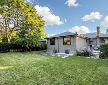 
941 Willowdale Ave Newtonbrook East - 4 beds 2 baths 1 parking space(s) listed at $1249000
