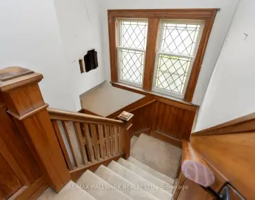 48 Chatsworth Dr <a href='https://luckyalan.com/community.php?community=Toronto:Lawrence Park South'>Lawrence Park South, Toronto</a> 4 beds 3 baths 1 garage $2.3M
