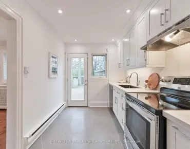 
168 Moore Ave Rosedale-Moore Park - 3 beds 2 baths  parking space(s) listed at $1680000