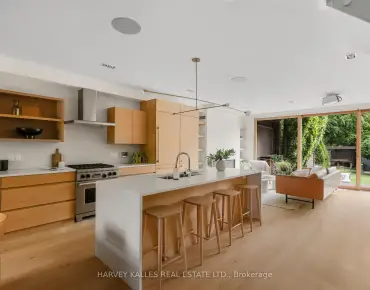 
22 Richdale Crt Princess-Rosethorn, Toronto 4 beds 5 baths 2 garage $2.2M