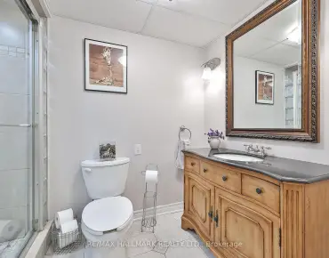 
278 Woburn Ave Lawrence Park North - 3 beds 2 baths  parking space(s) listed at $1499900