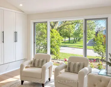 
16 Ptarmigan Cres Parkwoods-Donalda - 3 beds 2 baths 1 parking space(s) listed at $1299000
