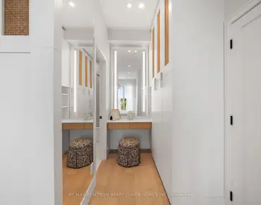 33 Lanark Ave Oakwood Village - 6 beds 5 baths parking space(s) listed at $2249000