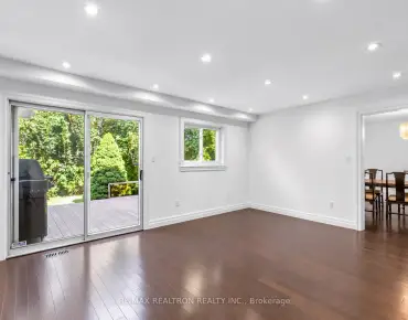 
42 Apollo Dr Banbury-Don Mills - 5 beds 4 baths 2 parking space(s) listed at $2278000