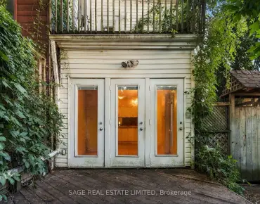 
16 Sackville Pl Cabbagetown-South St. James Town - 3 beds 2 baths  parking space(s) listed at $899000