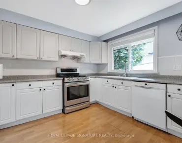 9 Bunty Ln Bayview Village - 3 beds 3 baths 2 parking space(s) listed at $1499900