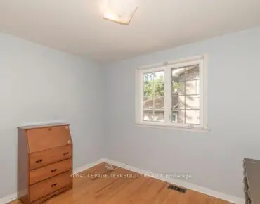 1 Snowcrest Ave Bayview Woods-Steeles, Toronto 4 beds 4 baths 2 garage $1.28M