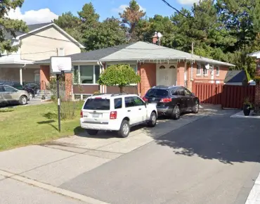 92 Baltray Cres Parkwoods-Donalda - 3 睡房 4 卫生间  车位叫价1050000加元