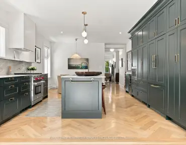 113 Sherwood Ave Mount Pleasant East - 4 beds 5 baths parking space(s) listed at $2499000