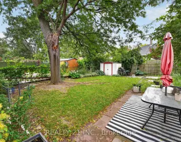 
16 Baltray Cres Parkwoods-Donalda - 4 beds 2 baths  parking space(s) listed at $899000