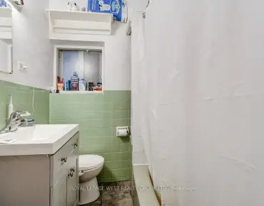 28 Concord Ave Palmerston-Little Italy, Toronto 6 beds 4 baths  garage $1.65M