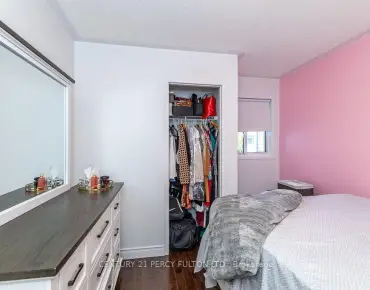 28 Rumi Cres Victoria Village, Toronto 3 beds 4 baths 1 garage $895.9K