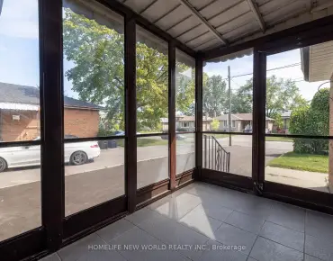 
192 Combe Ave Bathurst Manor - 3 beds 3 baths 1 parking space(s) listed at $1299880