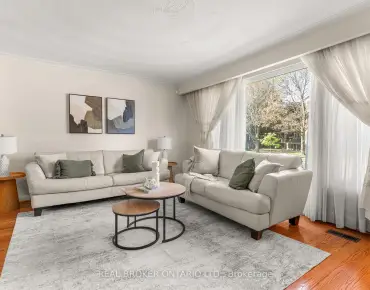 55 Rayoak Dr Parkwoods-Donalda - 3 睡房 2 卫生间 1 车位叫价880000加元