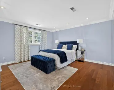 
25 Harlington Rd Banbury-Don Mills - 4 beds 3 baths 2 parking space(s) listed at $1995000