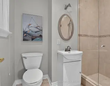 22 Brucedale Cres Bayview Village - 3 睡房 3 卫生间 2 车位叫价1888000加元