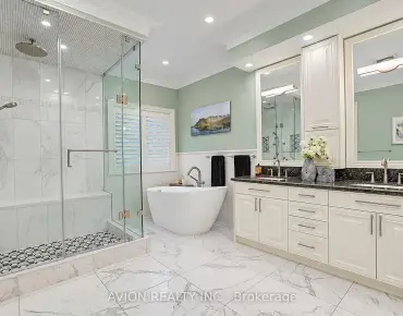 28 Tally Ln Bayview Village - 5 睡房 7 卫生间 3 车位叫价4180000加元