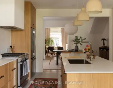 197 Roxton Rd Trinity-Bellwoods - 4 beds 4 baths parking space(s) listed at $2899000